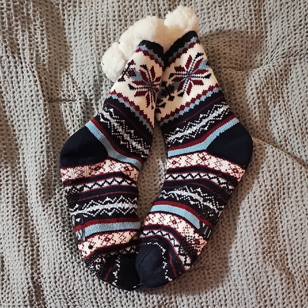 Muk Luks Cabin Socks Size L–XL (8–10) NWT Cozy Knit Slipper Socks - Picture 7 of 10
